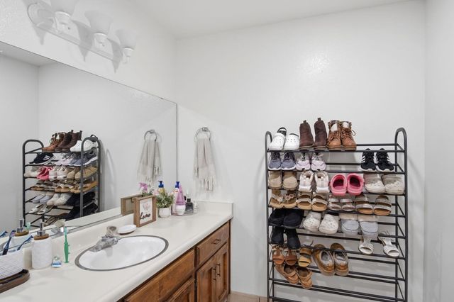 2762 Neplus Ct, Atwater, CA 95301