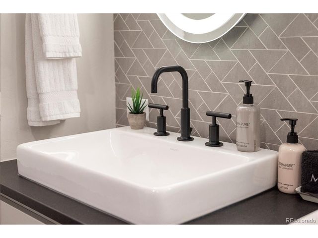 144 Ski Idlewild Rd 2-2203, Winter Park, CO 80482