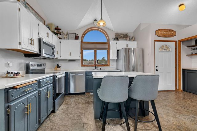 7501 427th Street, Rice, MN 56367