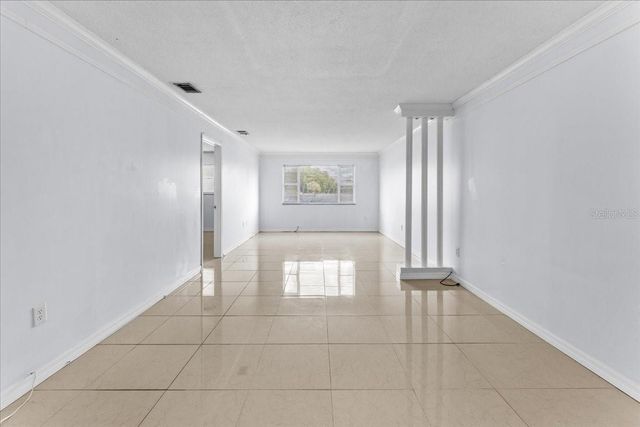 5357 81ST STREET N 18, St Petersburg, FL 33709