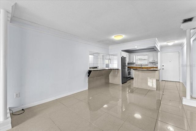5357 81ST STREET N 18, St Petersburg, FL 33709