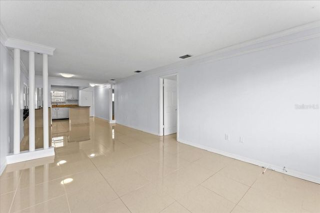 5357 81ST STREET N 18, St Petersburg, FL 33709