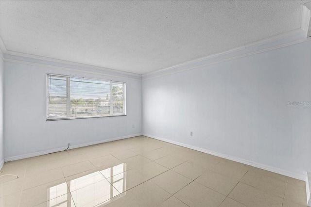 5357 81ST STREET N 18, St Petersburg, FL 33709