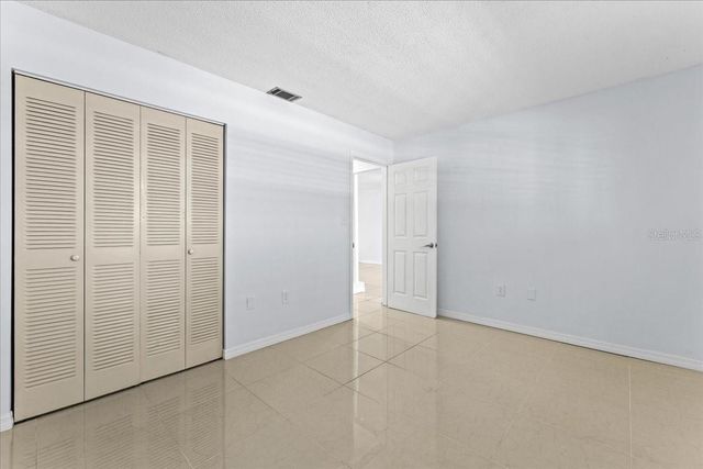 5357 81ST STREET N 18, St Petersburg, FL 33709
