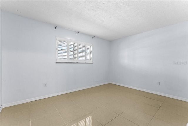 5357 81ST STREET N 18, St Petersburg, FL 33709