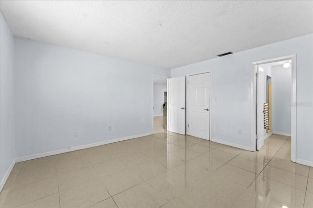 5357 81ST STREET N 18, St Petersburg, FL 33709