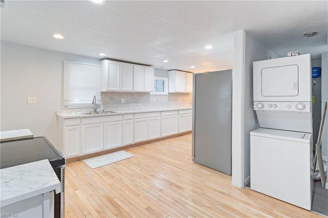 909 1st ST, Elizabeth City, NC 27909