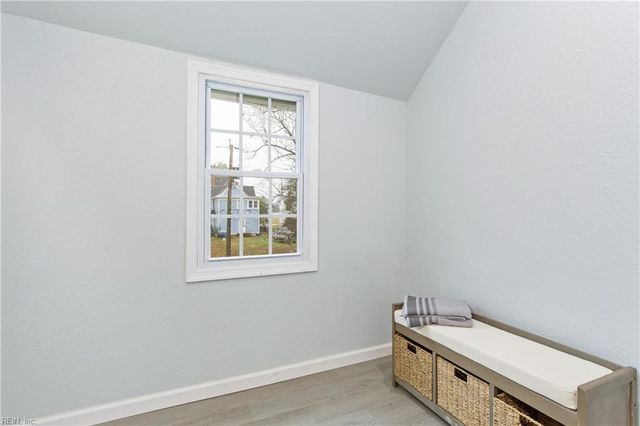 909 1st ST, Elizabeth City, NC 27909