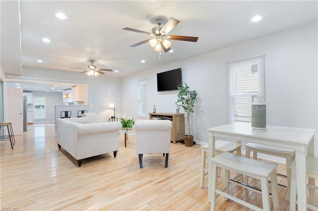 909 1st ST, Elizabeth City, NC 27909