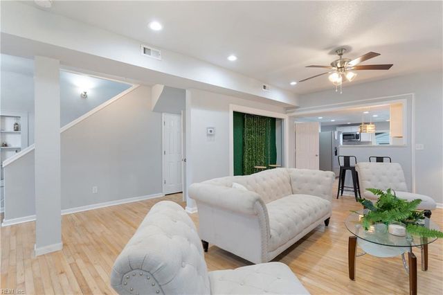 909 1st ST, Elizabeth City, NC 27909