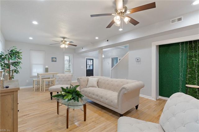 909 1st ST, Elizabeth City, NC 27909
