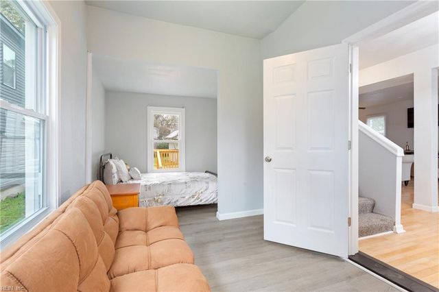 909 1st ST, Elizabeth City, NC 27909