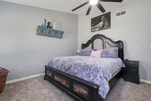 3916 SW Parkridge Blvd, Lawton, OK 73505