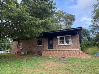 1018 Scott Brown Road SE, Fairmount, GA 30139