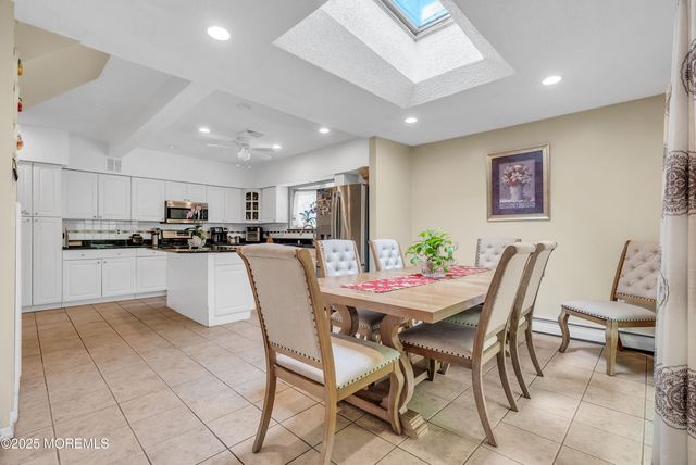 29 Woodrow Street, Oakhurst, NJ 07755