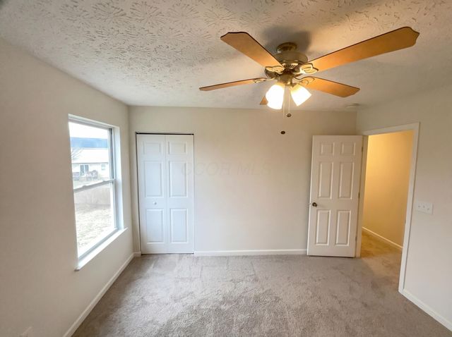 6906 Ellen Boat Lane, Canal Winchester, OH 43110