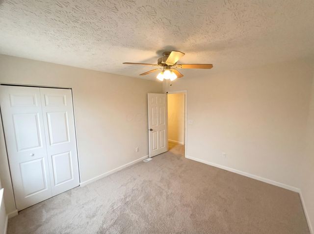 6906 Ellen Boat Lane, Canal Winchester, OH 43110