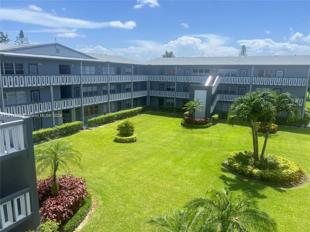 155 Suffolk D D, Boca Raton, FL 33434