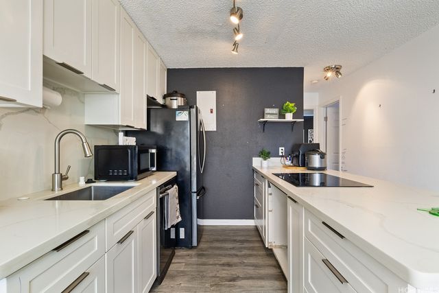 94-1336 Kulewa Loop 5U, Waipahu, HI 96797