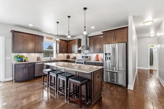 6735 Lone Oak DRIVE, Sheboygan, WI 53081