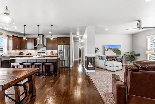 6735 Lone Oak DRIVE, Sheboygan, WI 53081