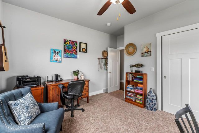 6735 Lone Oak DRIVE, Sheboygan, WI 53081