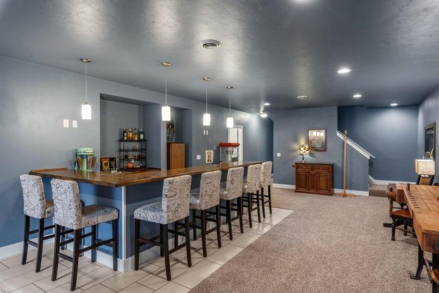 6735 Lone Oak DRIVE, Sheboygan, WI 53081