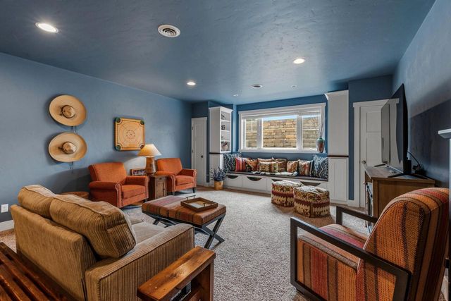 6735 Lone Oak DRIVE, Sheboygan, WI 53081