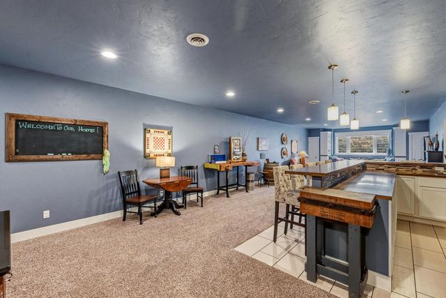 6735 Lone Oak DRIVE, Sheboygan, WI 53081