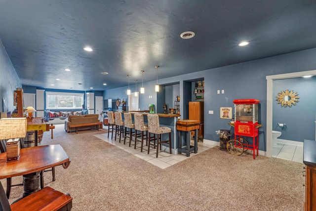 6735 Lone Oak DRIVE, Sheboygan, WI 53081