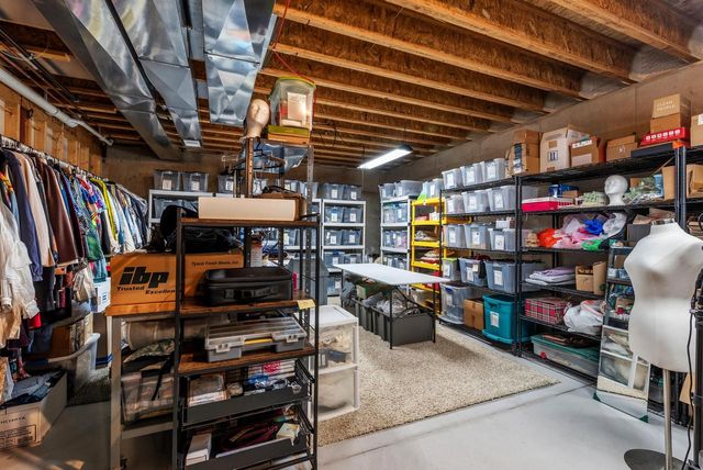 6735 Lone Oak DRIVE, Sheboygan, WI 53081