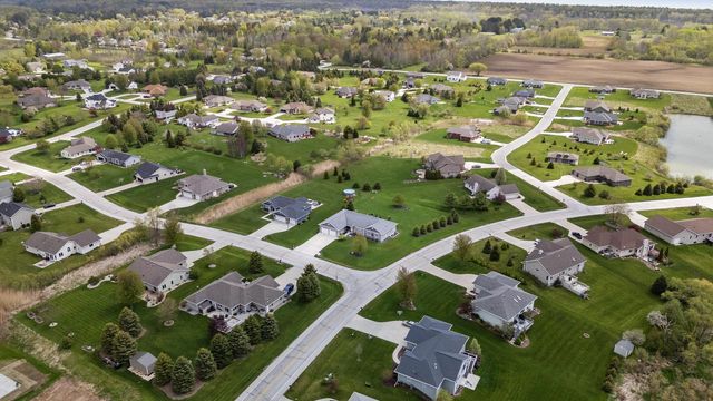 6735 Lone Oak DRIVE, Sheboygan, WI 53081