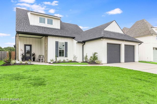 138 Cape Town Avenue, Youngsville, LA 70592