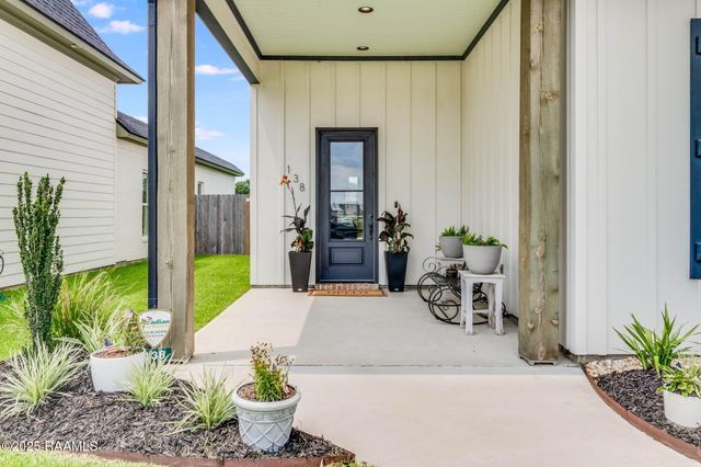 138 Cape Town Avenue, Youngsville, LA 70592