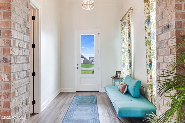 138 Cape Town Avenue, Youngsville, LA 70592