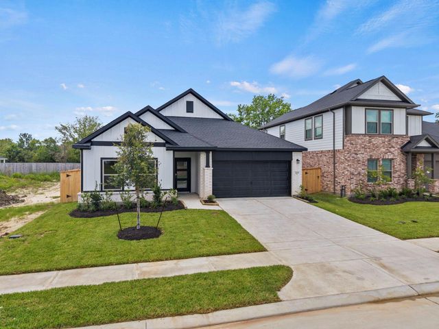 208 Rose Laurel Drive, Alvin, TX 77511