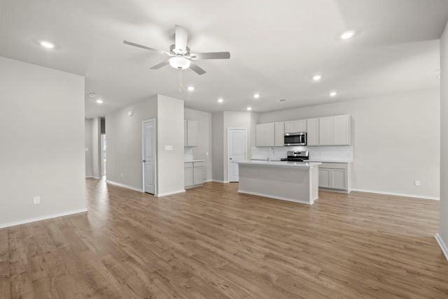 208 Rose Laurel Drive, Alvin, TX 77511
