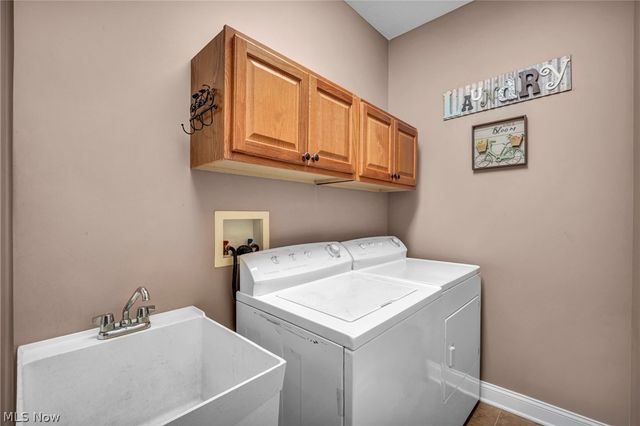 3082 Willowbrook, Aurora, OH 44202