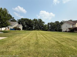 8311 Meadow Creek Drive, Goodrich, MI 48438