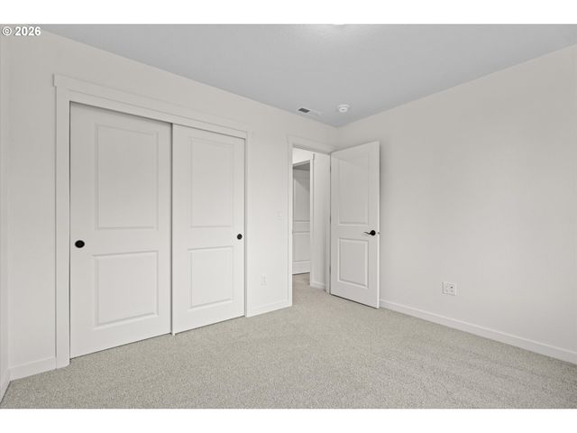 16105 BARLOW TRAIL Ln, Oregon City, OR 97045