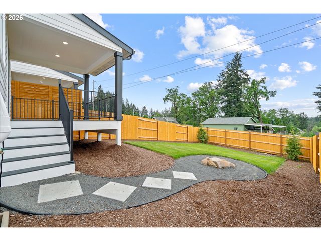 16105 BARLOW TRAIL Ln, Oregon City, OR 97045