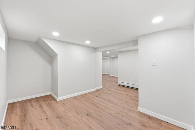 325 Schley St, Newark City, NJ 07112