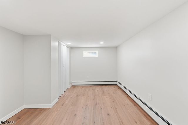 325 Schley St, Newark City, NJ 07112