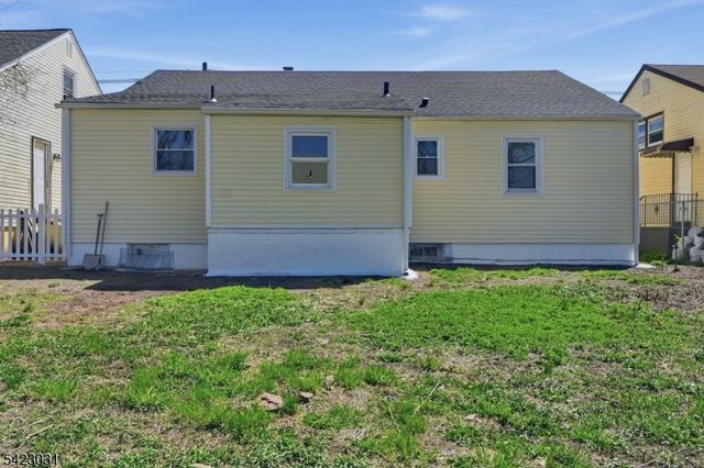 325 Schley St, Newark City, NJ 07112