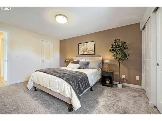 15789 Sw VILLAGE Cir, Beaverton, OR 97007