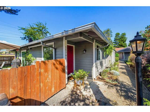 15789 Sw VILLAGE Cir, Beaverton, OR 97007