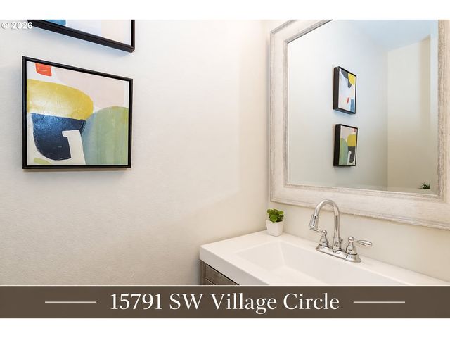 15789 Sw VILLAGE Cir, Beaverton, OR 97007