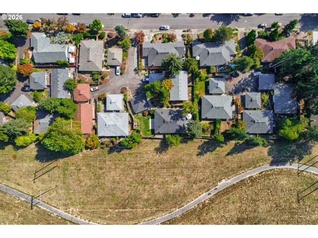 15789 Sw VILLAGE Cir, Beaverton, OR 97007