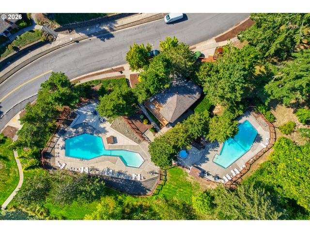 15789 Sw VILLAGE Cir, Beaverton, OR 97007