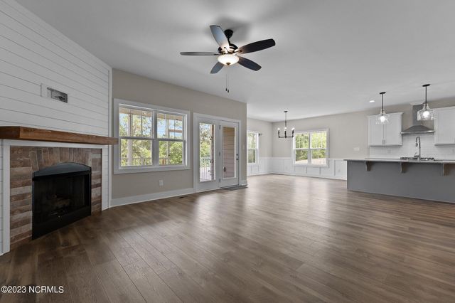 139 Crestview Road, Southern Pines, NC 28387